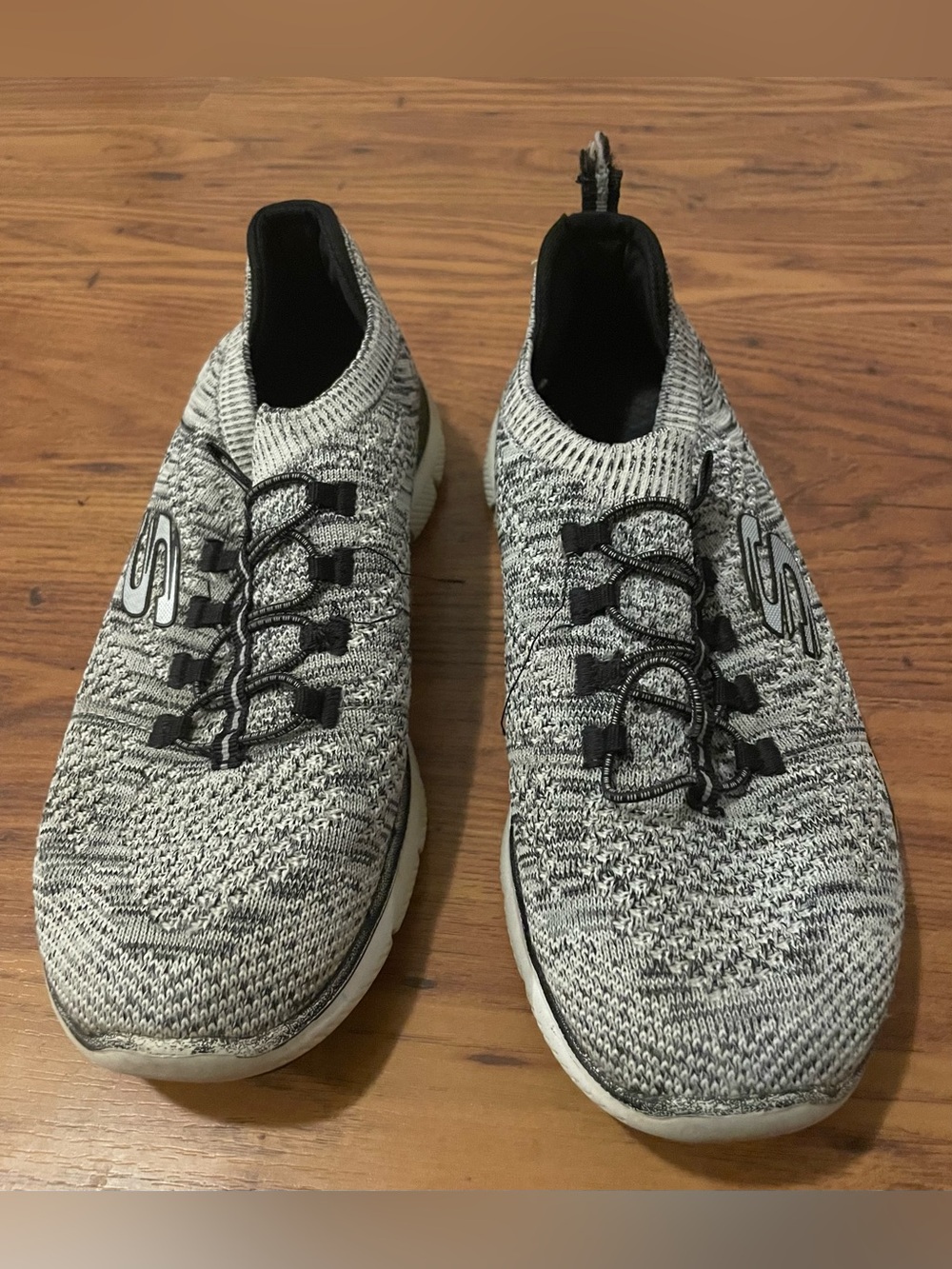 Skechers Black White Knit Slip-On Flex Apparel 2.0 Bungee Athletic Sneakers SZ 7